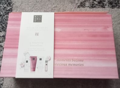 New Rituals Set Sakura