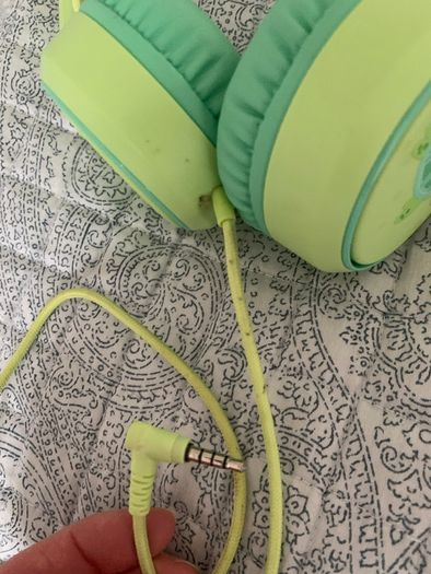 Planet Buddies Kids Headphones, Foldable Wired On Ear Headphones for Kids