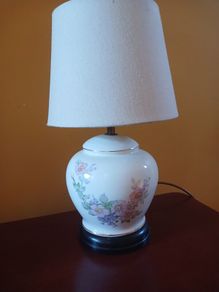 Royal tara lamp