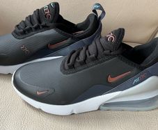 NIKE air Max 270 trainers