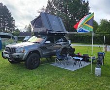 2008 grand cherokee overlander