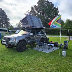2008 grand cherokee overlander