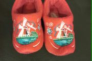 Holland Woolen Slippers, size UK-3, EU-18.5 brand new.