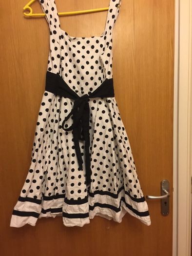 Size 14 dress