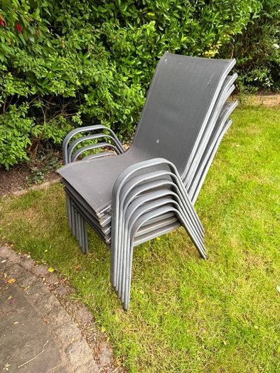 Garden Table & 6 chairs