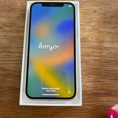 PRICE DROP ! iPhone 12 128gb white