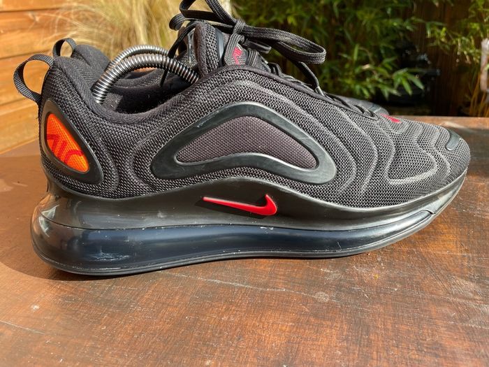 Nike Air Max 720 size 11