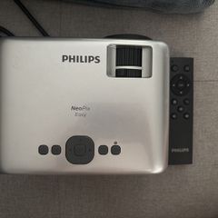 philips pojector neopix easy