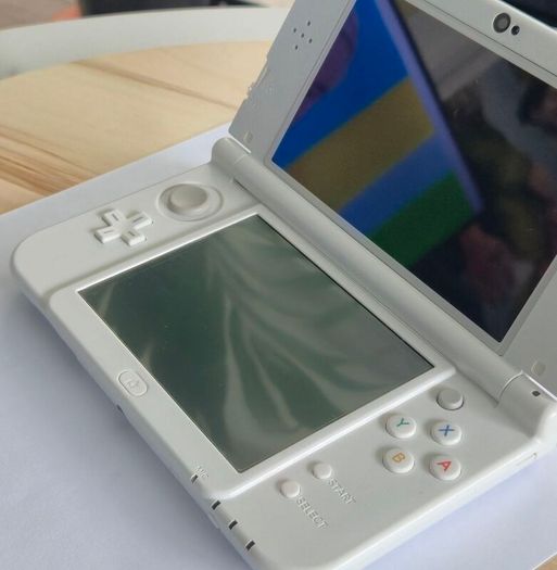 Nintendo New 3DS XL - Pearl White (Mint Condition)