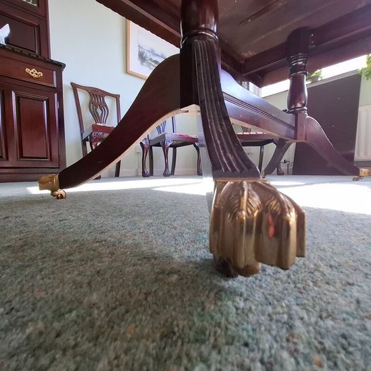 Hand carved Mahogany dinning table with 6 chairs