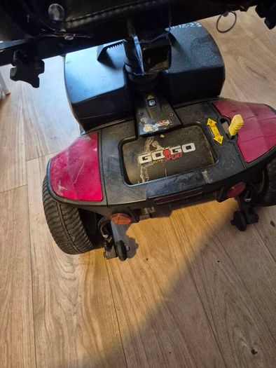 electric scooter