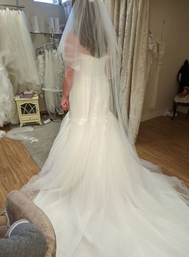 Rebecca Ingram Wedding Dress - Size 16