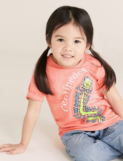 M&S Roald Dahl t-shirt 6-7y