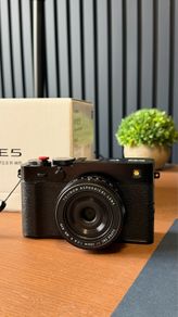 Fujifilm X-E5 with 23mm F/2.8 R WR