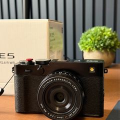 Fujifilm X-E5 with 23mm F/2.8 R WR