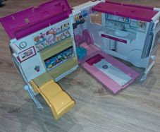 Barbie Ambulance