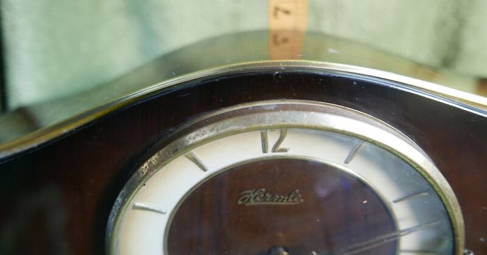 Rare Original Hermle 60s German Mid Century Teak Desk Mantel Chimny Clock By Hermle (the Clock Works Well And Keeps Time)