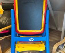 Crayola Art Easel