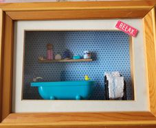 Small 3D framed miniatur picture / diorama bathroom / kitchen