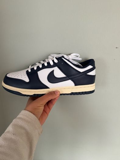 Vintage navy Nike dunks low