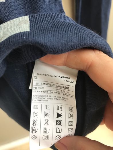 Size 10-11 long sleeved Benetton navy top
