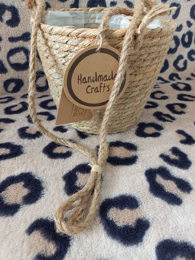 New.plants/flowers basket
