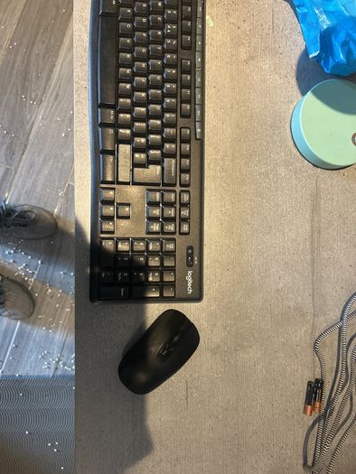 Wireless keyboard and mouse