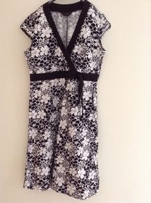 Pretty Monochrome flower dress