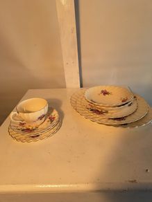 Myott Olde Chelsea Part Dinnerware Set