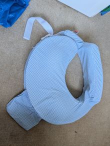 Nursing pillow