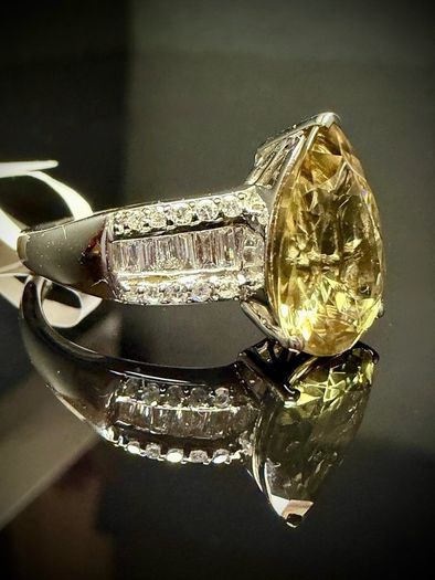 Diamond 950 Platinum AAA Turkizite & Diamond Statement Ring