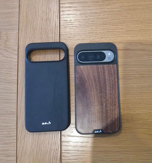 Google Pixel 9 Pro XL & two mous cases