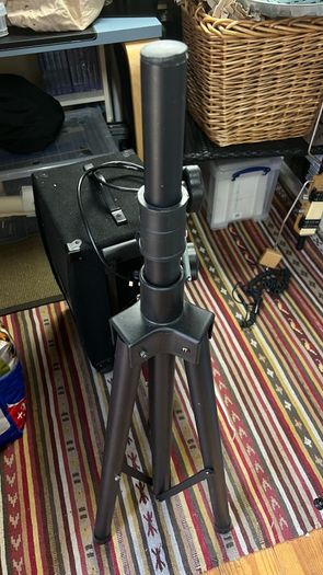 Carlsbro 50 watt portable PA and stand