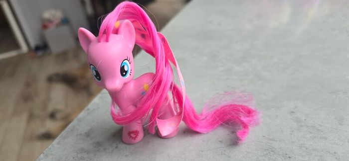 Pinkie Pie with ribbon in hair 3inch Brushable MLP G4 My Little Pony 2010