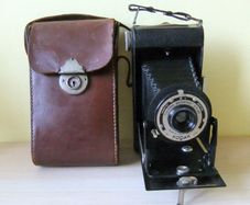 Kodak Brownie & Case