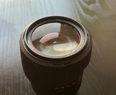 Sony 18-200mm F3.5-6.3 E-Mount Lens SEL18200LE