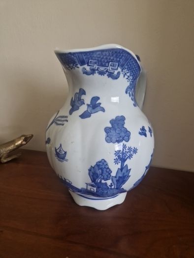oriental jug