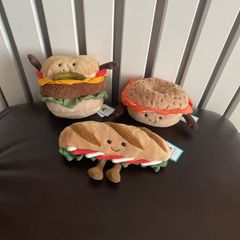 New Jellycat Amuseables Burger/ Caprese Baguette/ Bagel From Twenty Five Euro Each