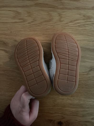 Clarks Fawn Hero toddler shoes size 5G
