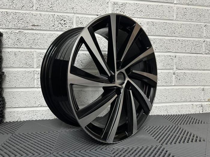18 19" Skoda Perseus Style Wheels Octavia Scout Superb Karoq Kodiaq Enyaq A3 Vw Golf 5x112