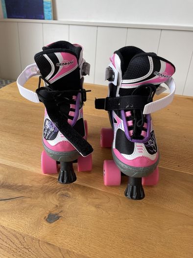 Senhai Adjustable Roller Skates