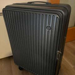 Large Suitcase 28" Black