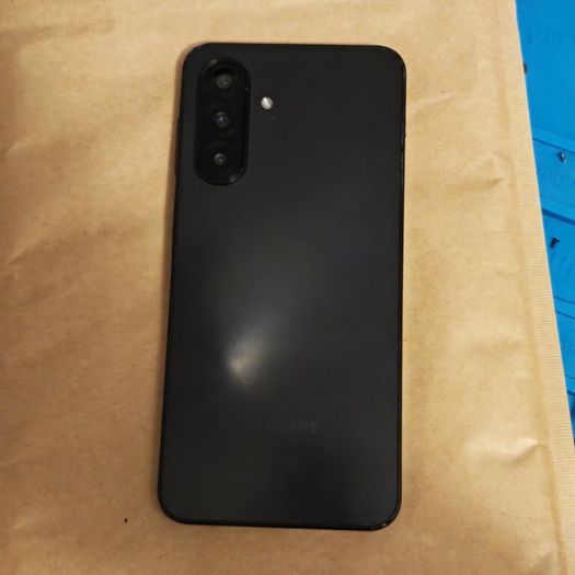 Samsung Galaxy A17 - 128GB - Black - Dual SIM - Defect - Works