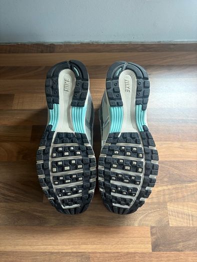 Grey Nike P-6000 ( UK9 )