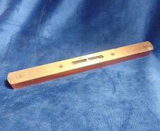 antique hockley abbey no.1621 spirit level