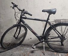 Apollo Belmont Men's Hybrid Bike