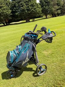TaylorMade Sim2 Max irons w/Umbrella and putter. PING G410 Driver, 3Wood & Hybrid. Excellent condition