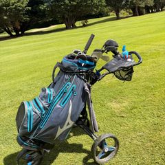 TaylorMade Sim2 Max irons w/Umbrella and putter. PING G410 Driver, 3Wood & Hybrid. Excellent condition