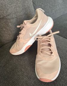 nike shoes women