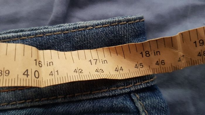 Lee Cooper calf length jeans - Size 12